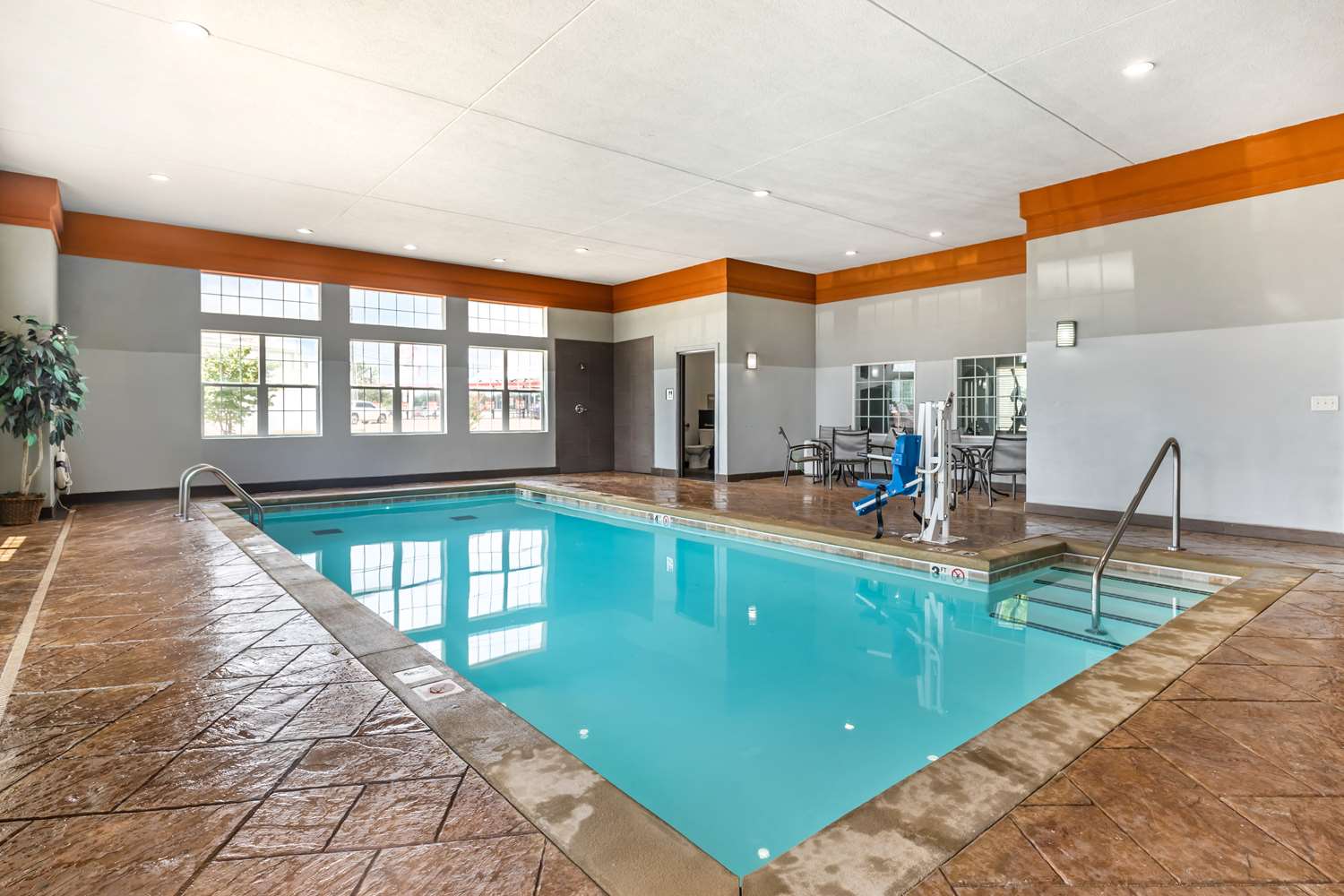 Best Western Plus Coweta's 1St Hotel 9/25