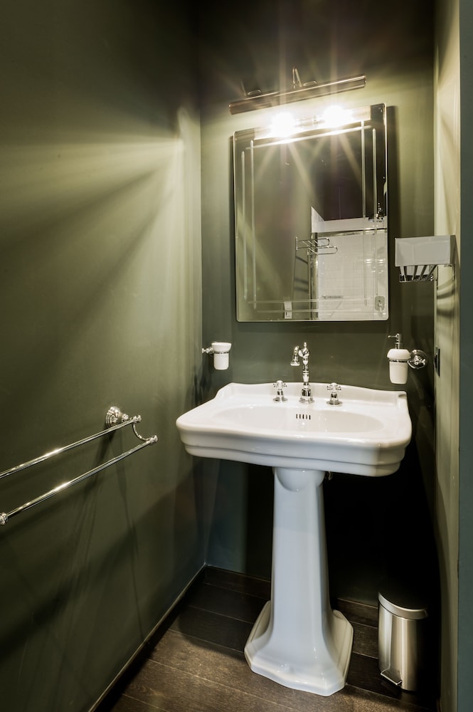 Arnobio Florence Suites 33/34