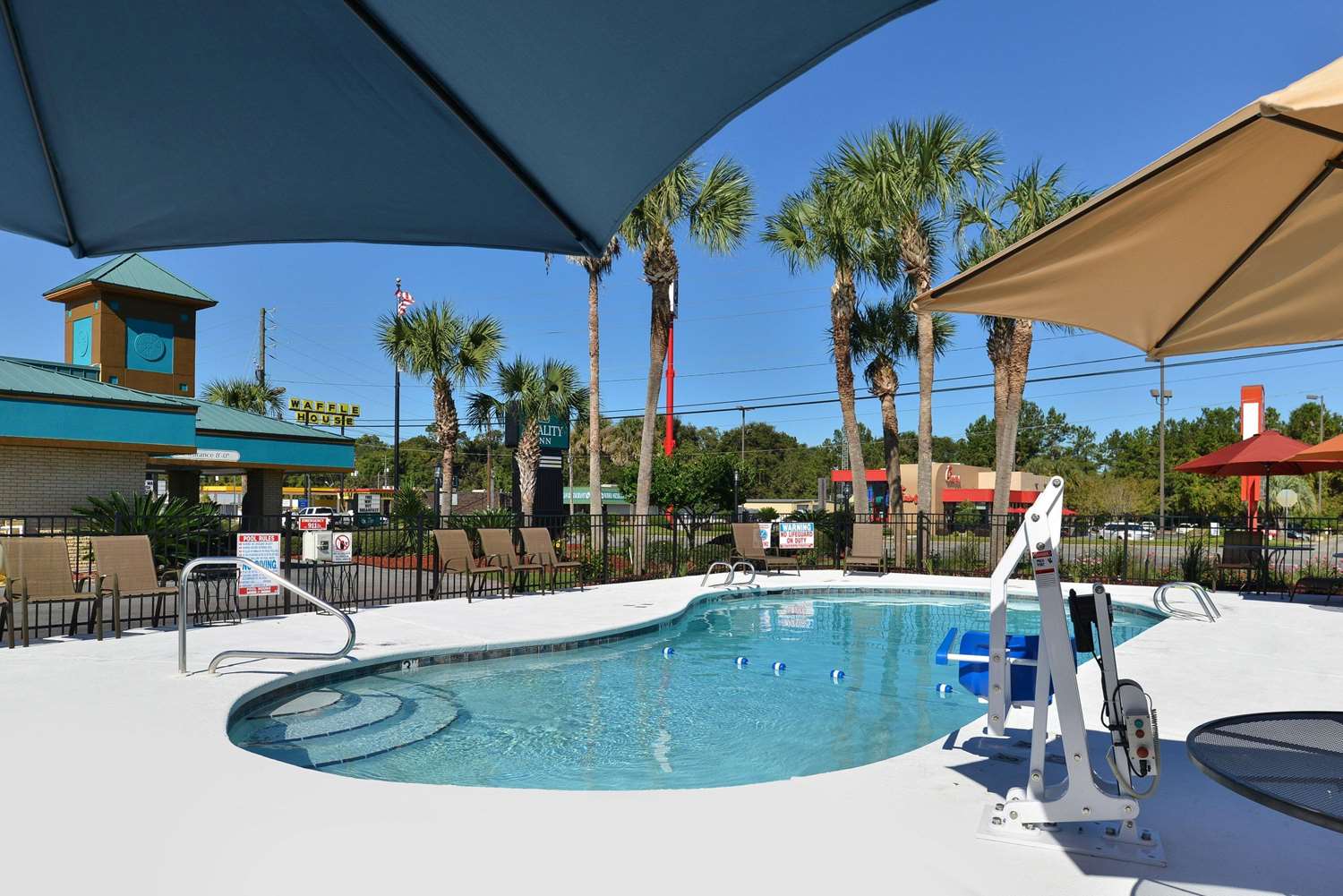 OYO Hotel Lake Park/Valdosta I-75, Exit 5 19/22