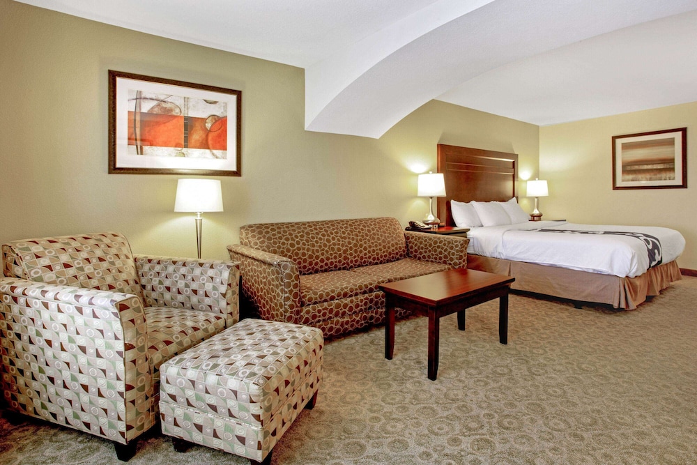 La Quinta Inn & Suites by Wyndham Bismarck 22/62
