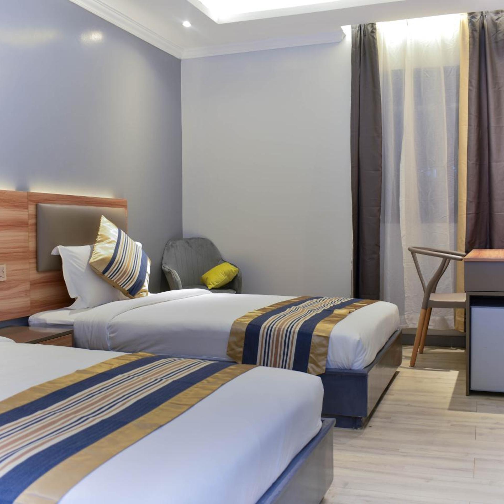 Raha Suites 15/45