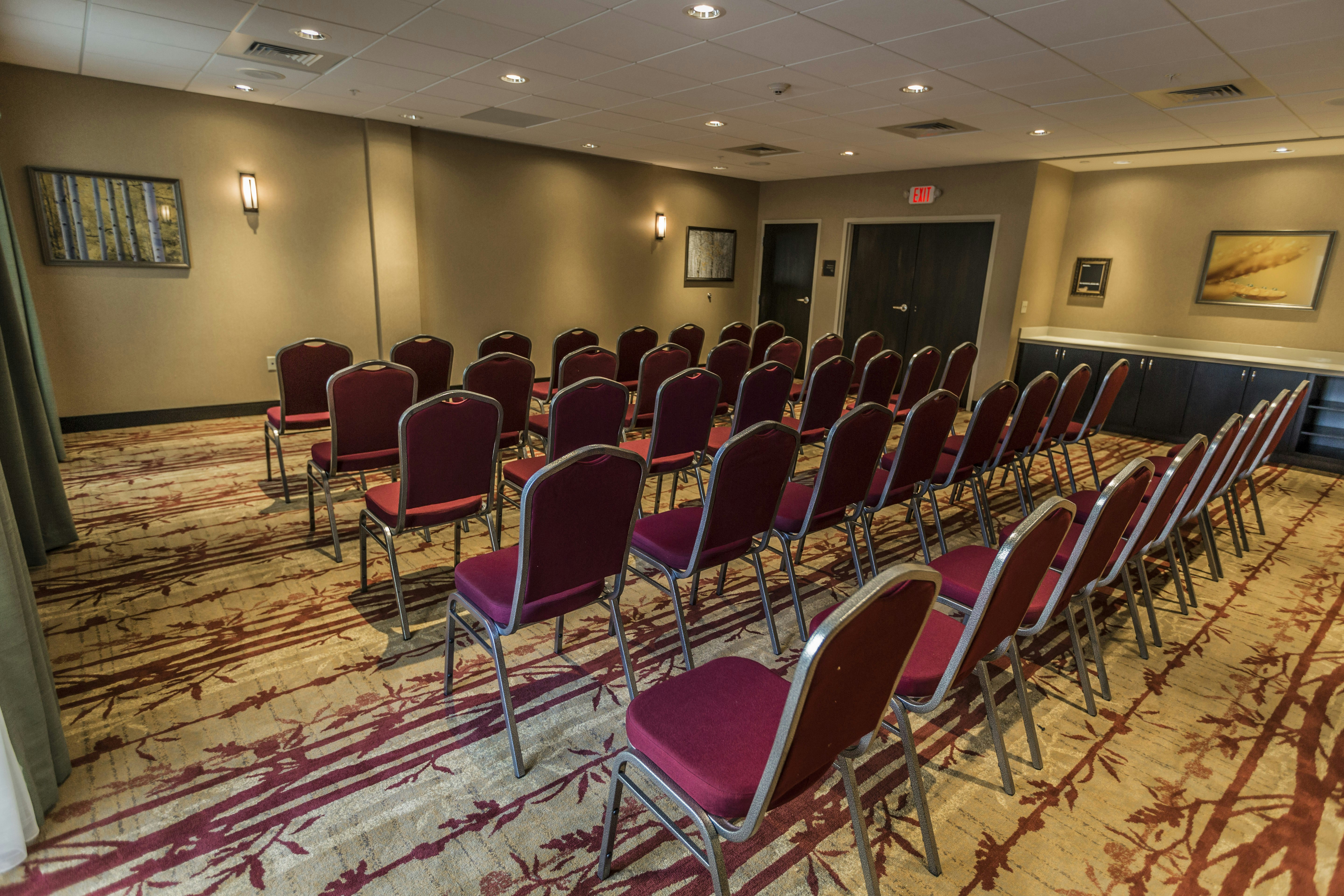 Homewood Suites by Hilton Charlotte Ballantyne, NC 55/63