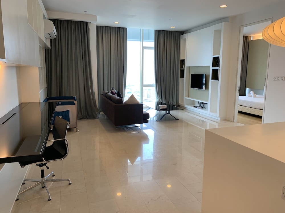 Platinum Service Suite at The Face 60/68