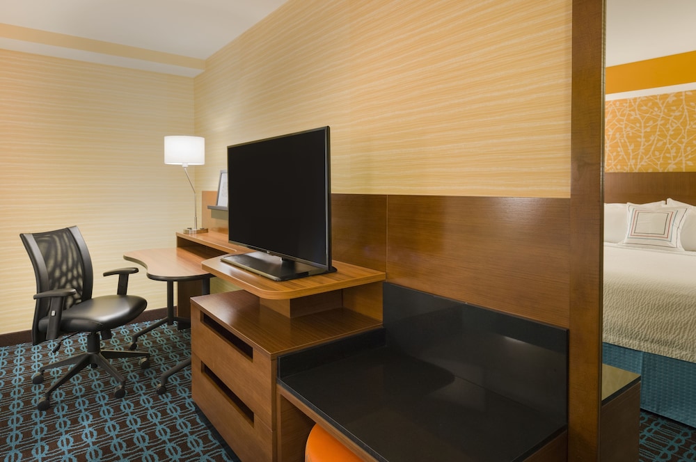 Fairfield Inn Suites By Marriott Paramus 41/47