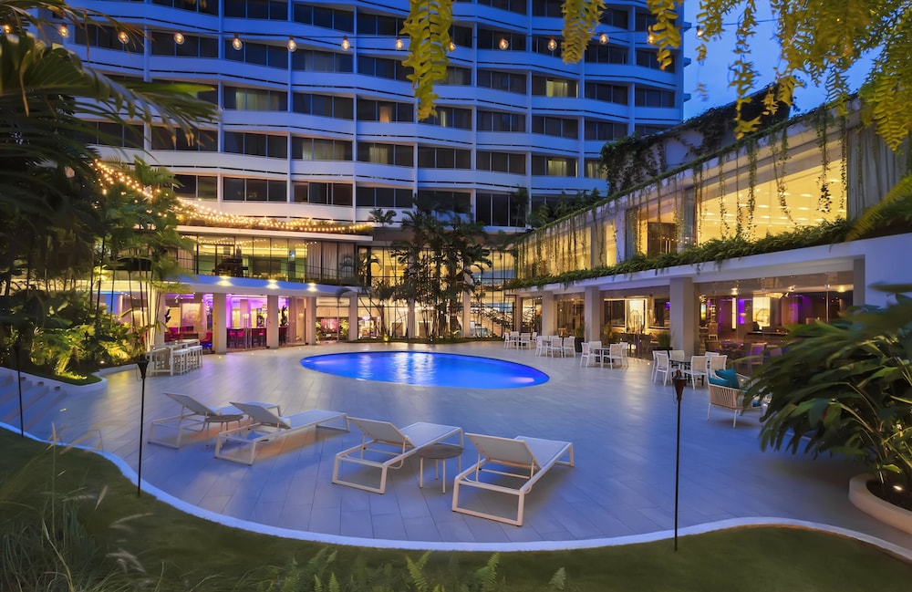 Renaissance Panama City Hotel 5/50