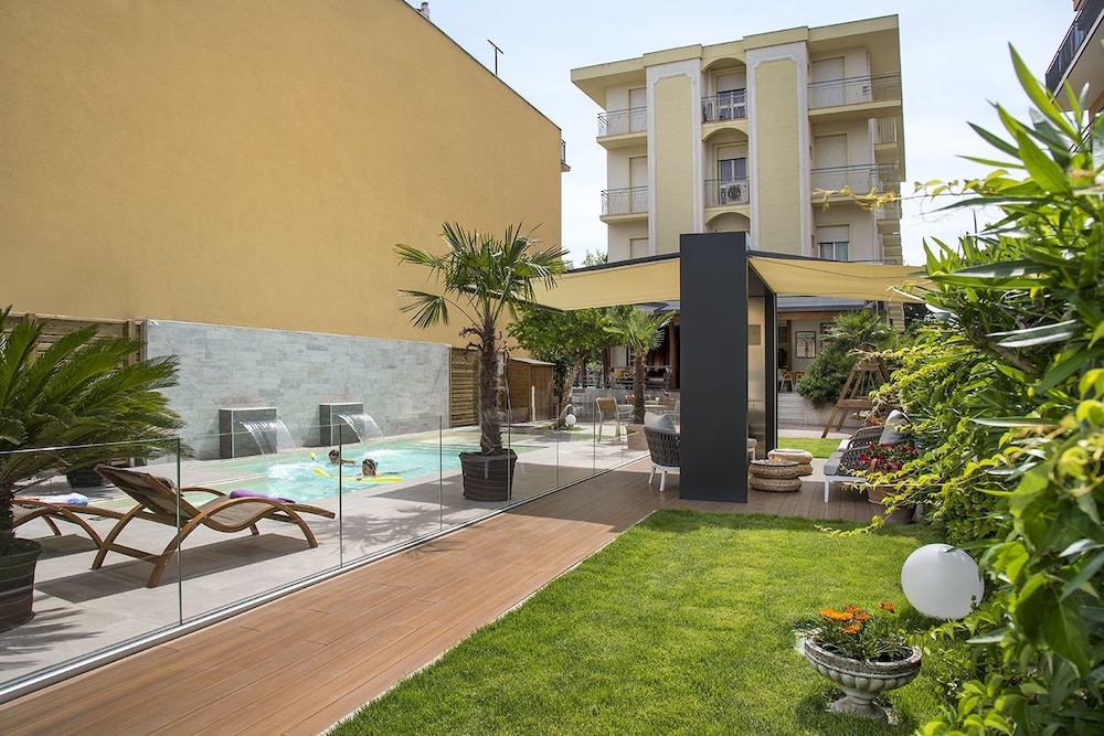 Hotel Olimpia 28/35