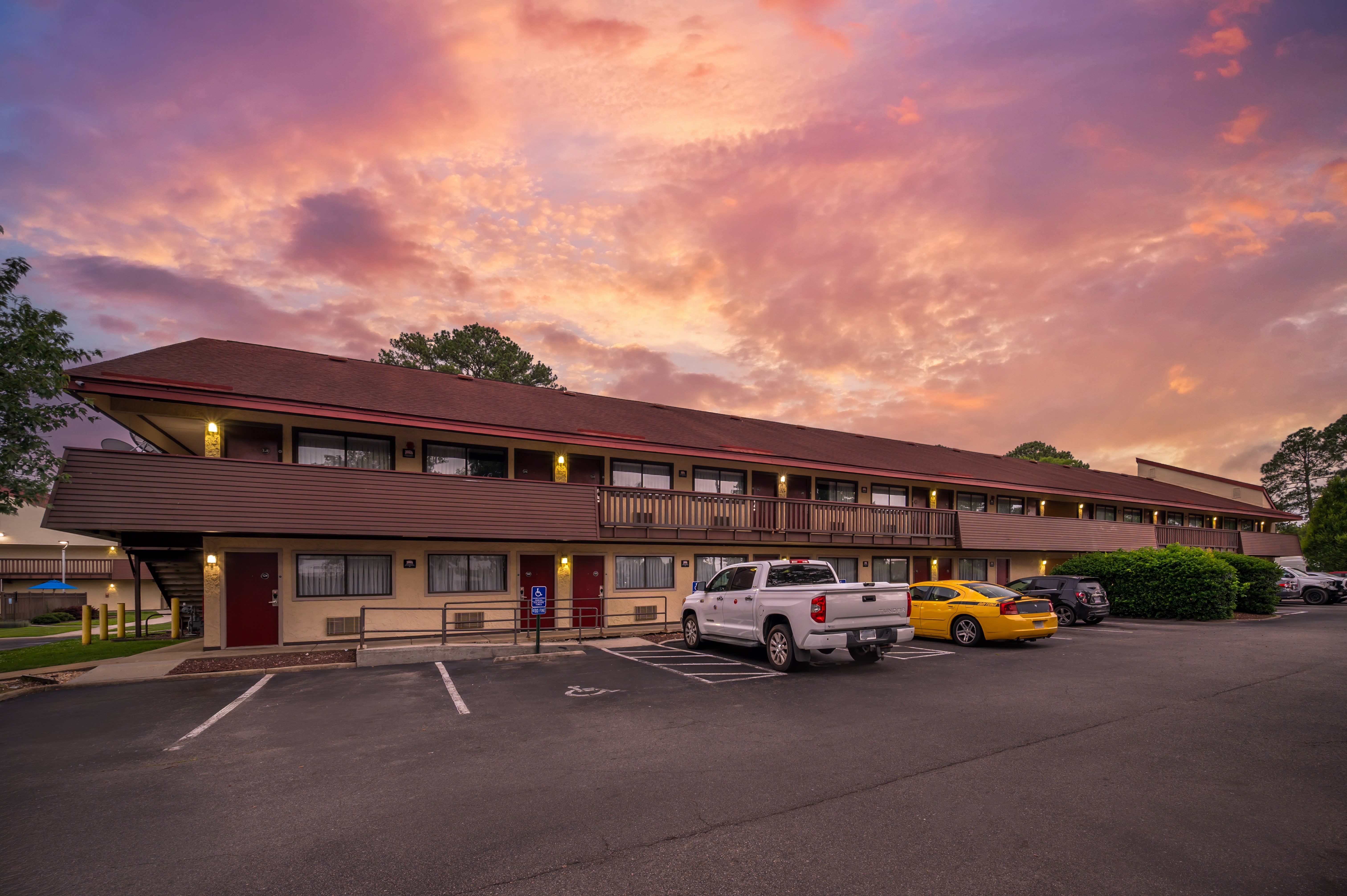 Red Roof Inn Virginia Beach 25/29