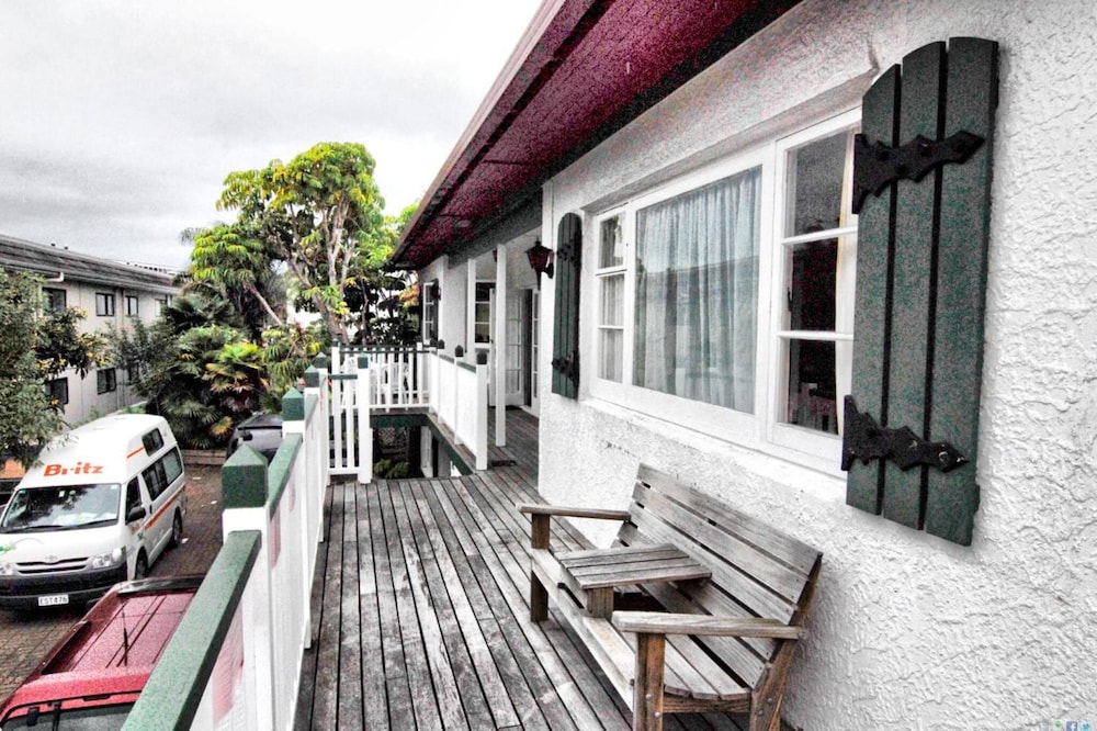 Centabay Lodge 6/47