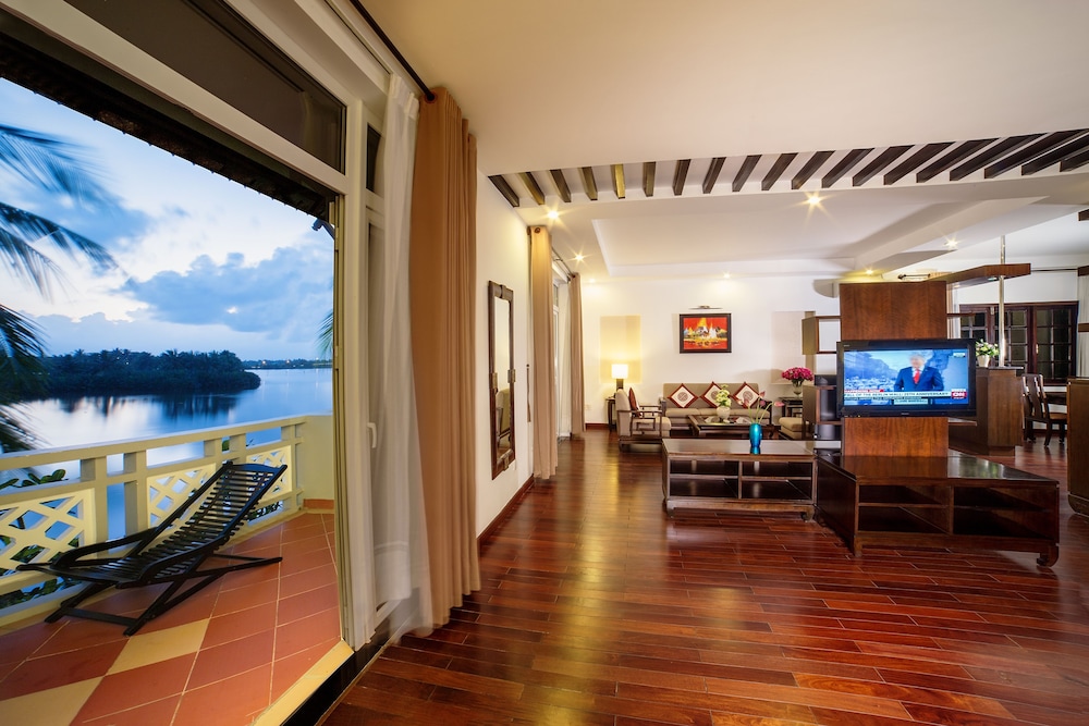 Hoi An Beach Resort 51/70