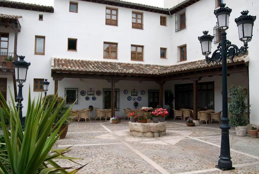 Condesa de Chinchon 2/23