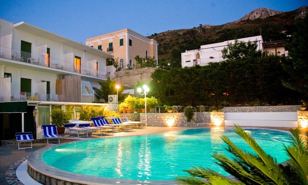 Hotel Carmencita 47/52