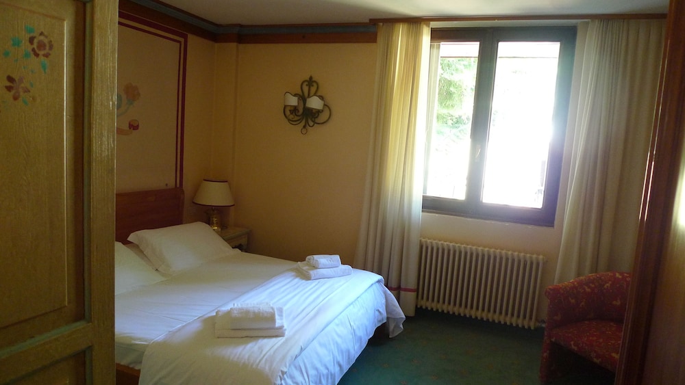 Hotel Residence Catturani 10/37