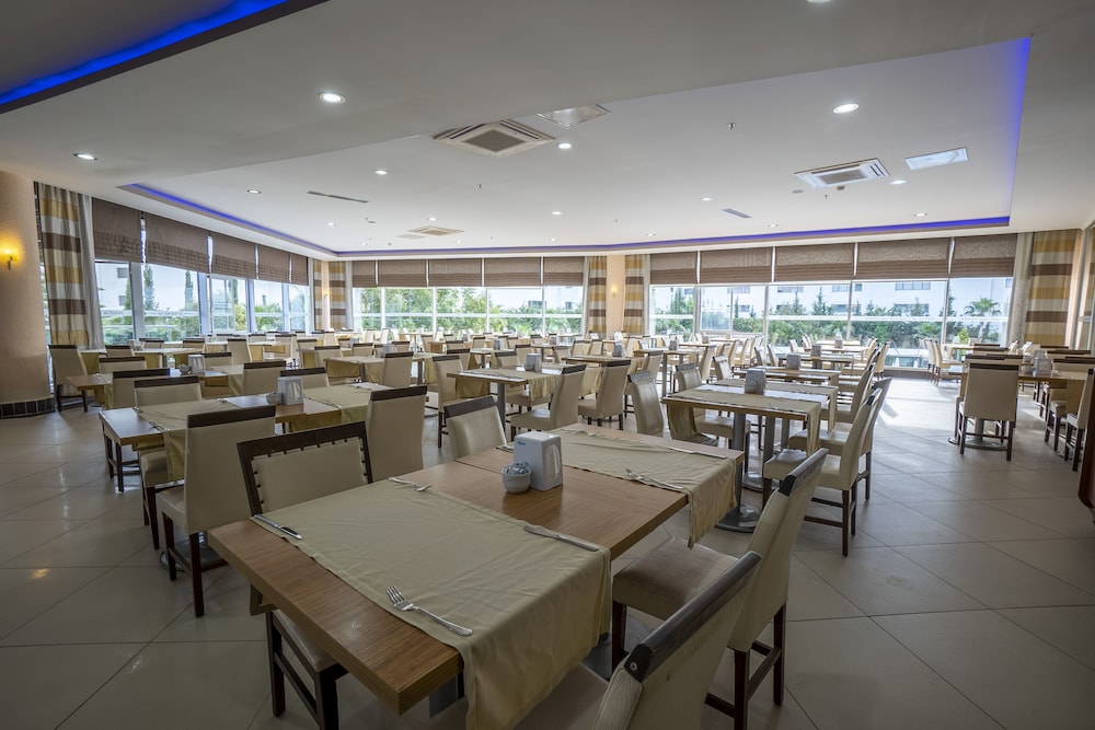 Cenger Beach Resort & Spa 36/50