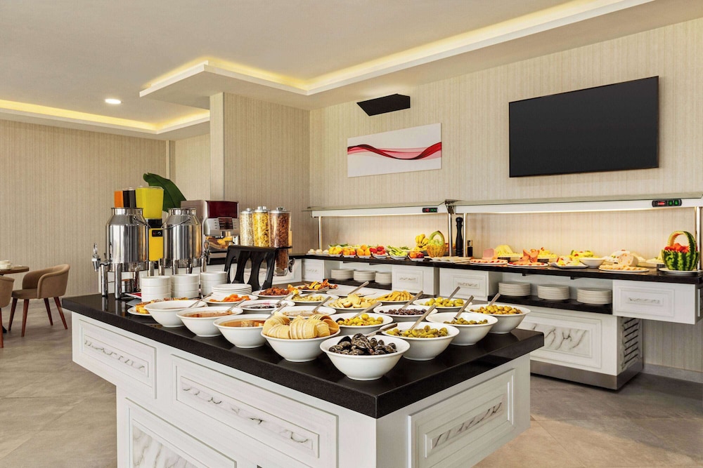 Ramada by Wyndham Cesme 44/67