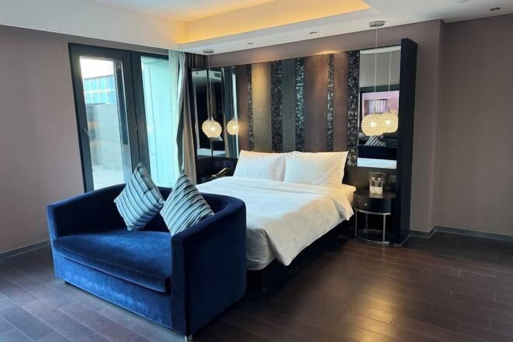 Orange Crystal Hotel (North the Bund East Daming Road) 25/59