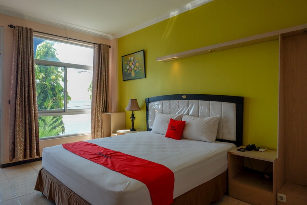 RedDoorz Plus Syariah @ Hotel Boulevard Luwuk 6/46