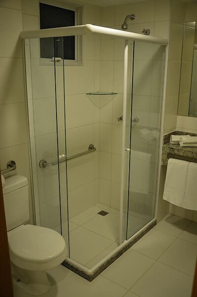 Aquarena Hotel 57/62