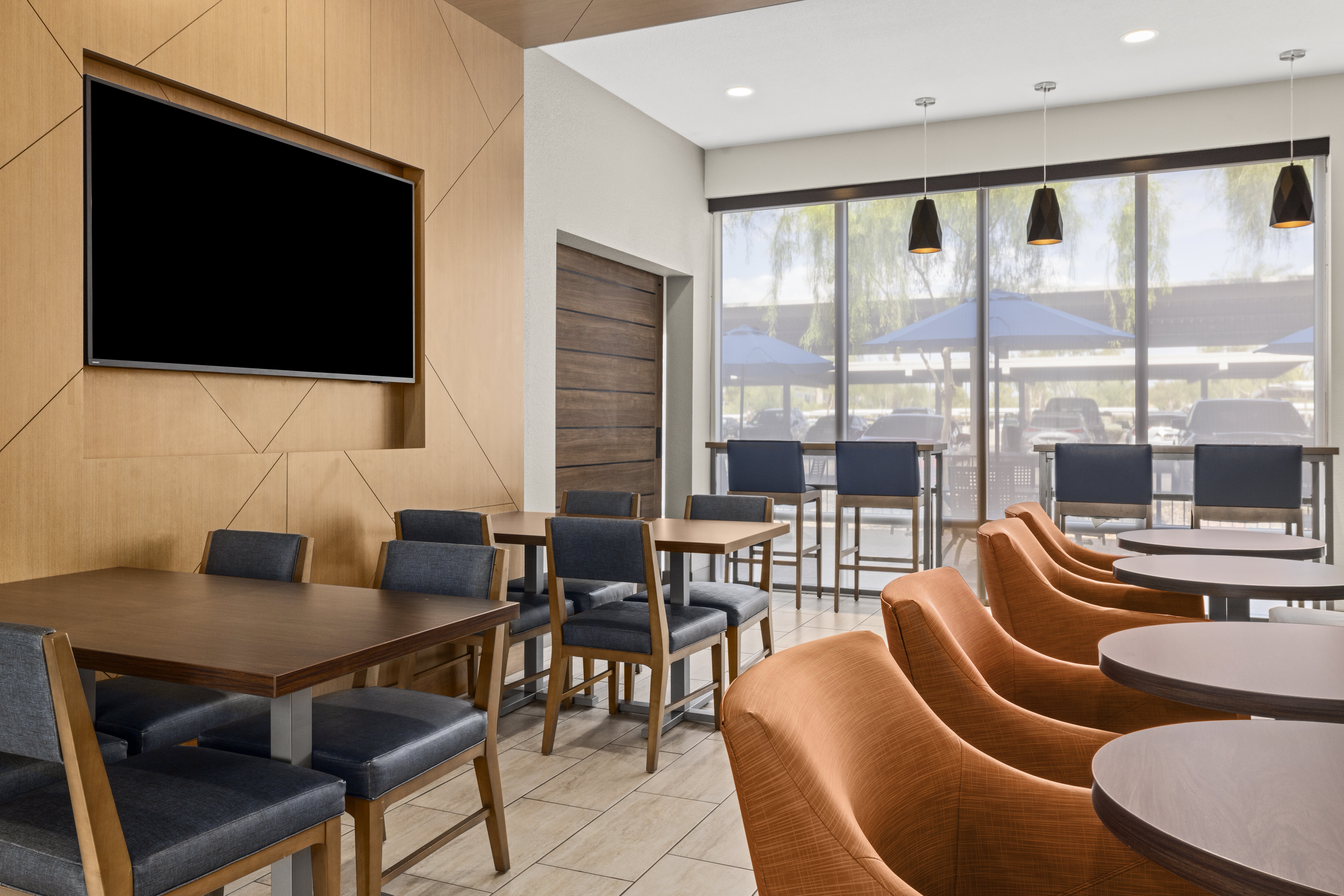 Holiday Inn Express & Suites - Phoenix West - Tolleson an IHG Hotel 37/50