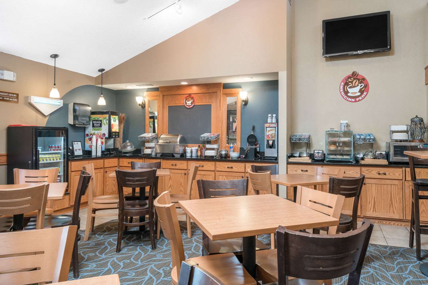 AmericInn by Wyndham Fort Dodge 27/32