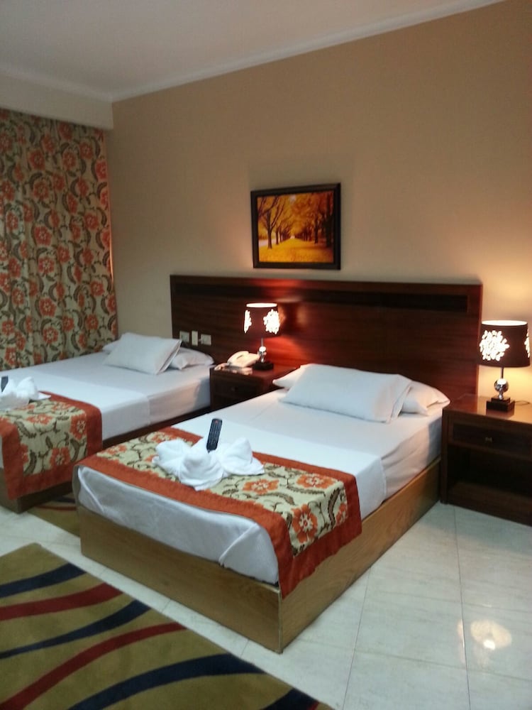 Glorious Hotel Cairo 15/47