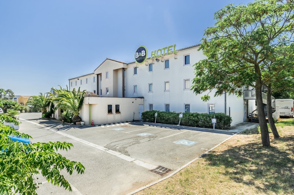 B&B Hotel Frejus Roquebrune sur Argens in ROQUEBRUNE-SUR-ARGENS