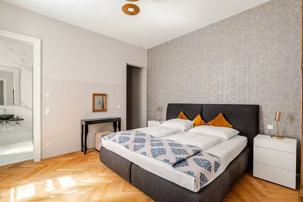 Abieshomes Serviced Apartments-Votivpark 9/50