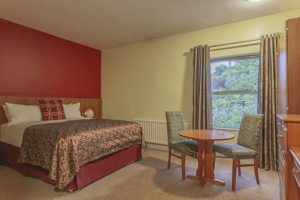 Silverbirch Hotel 16/63