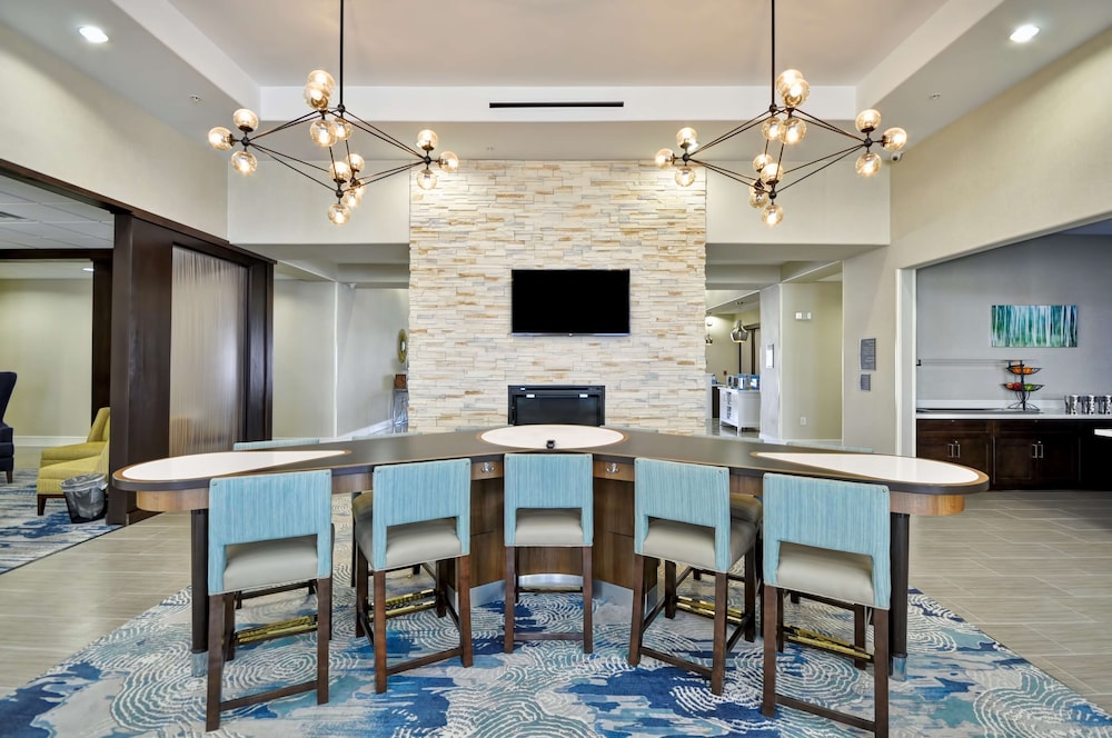 HOMEWOOD SUITES BY HILTON NEW BRAUNFELS 60/81