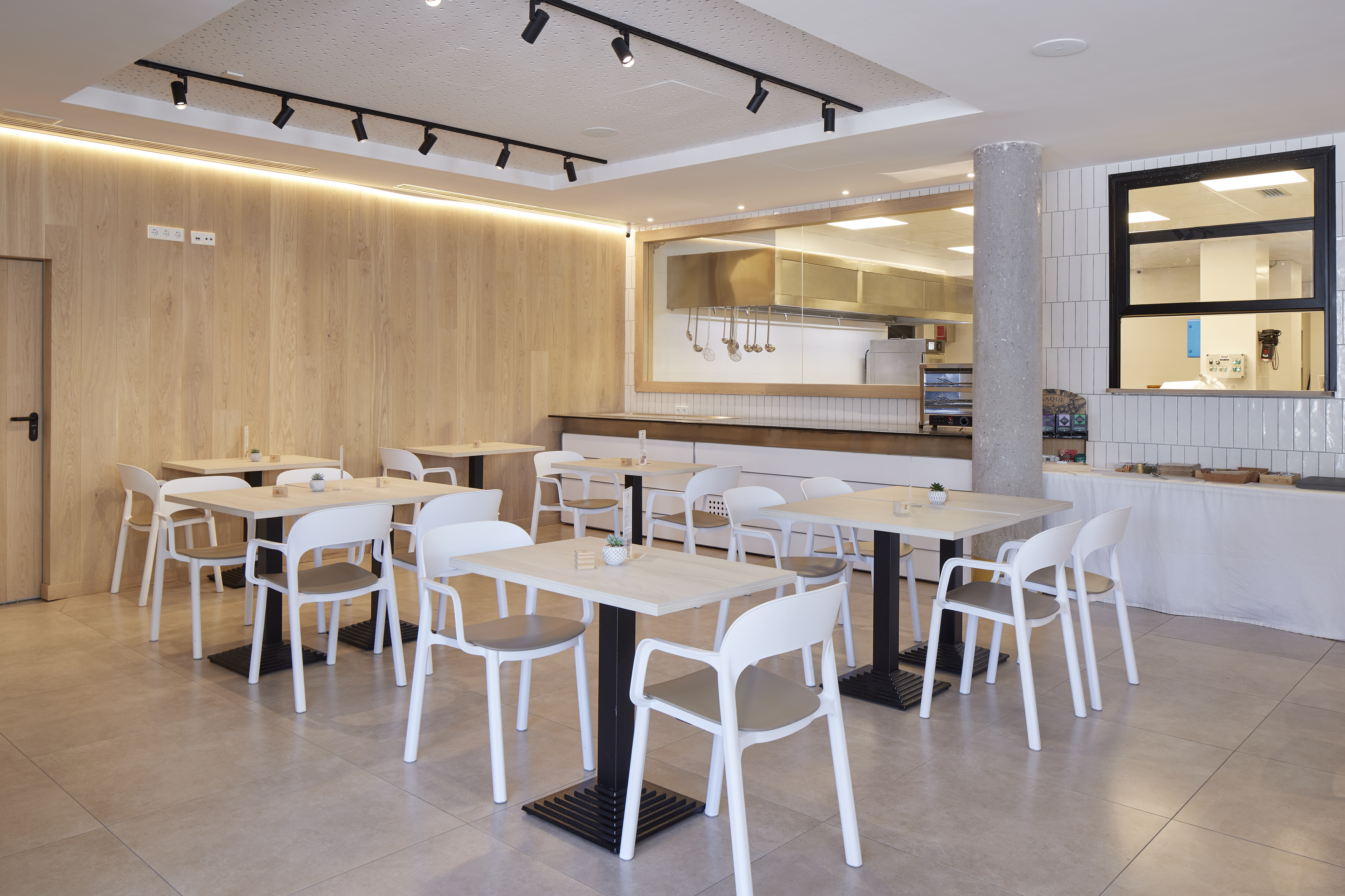Iraipe Logrono Hotel 30/48