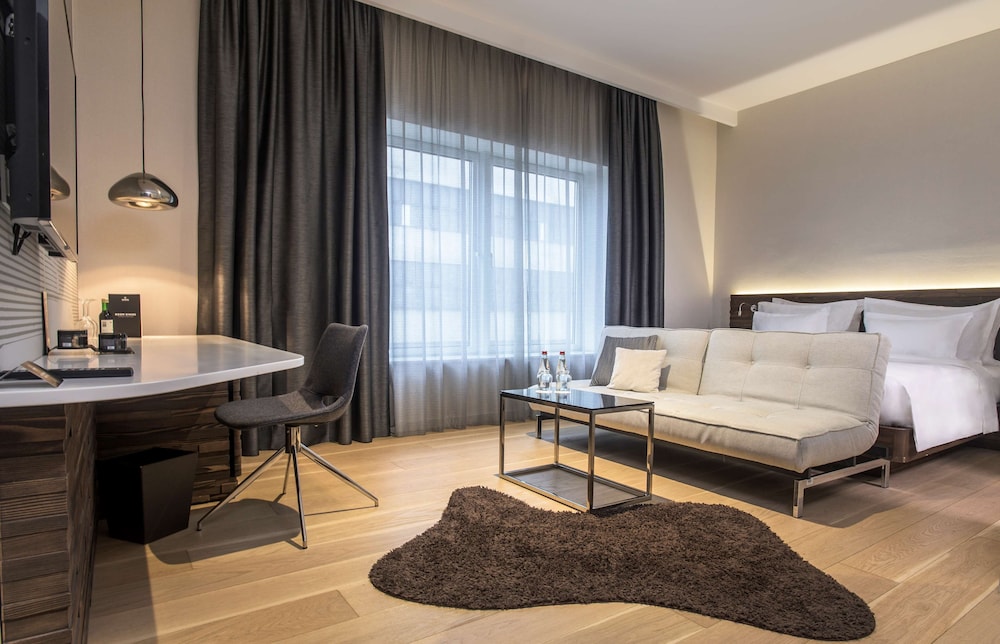 Radisson Collection Hotel Old Mill Belgrade 12/68