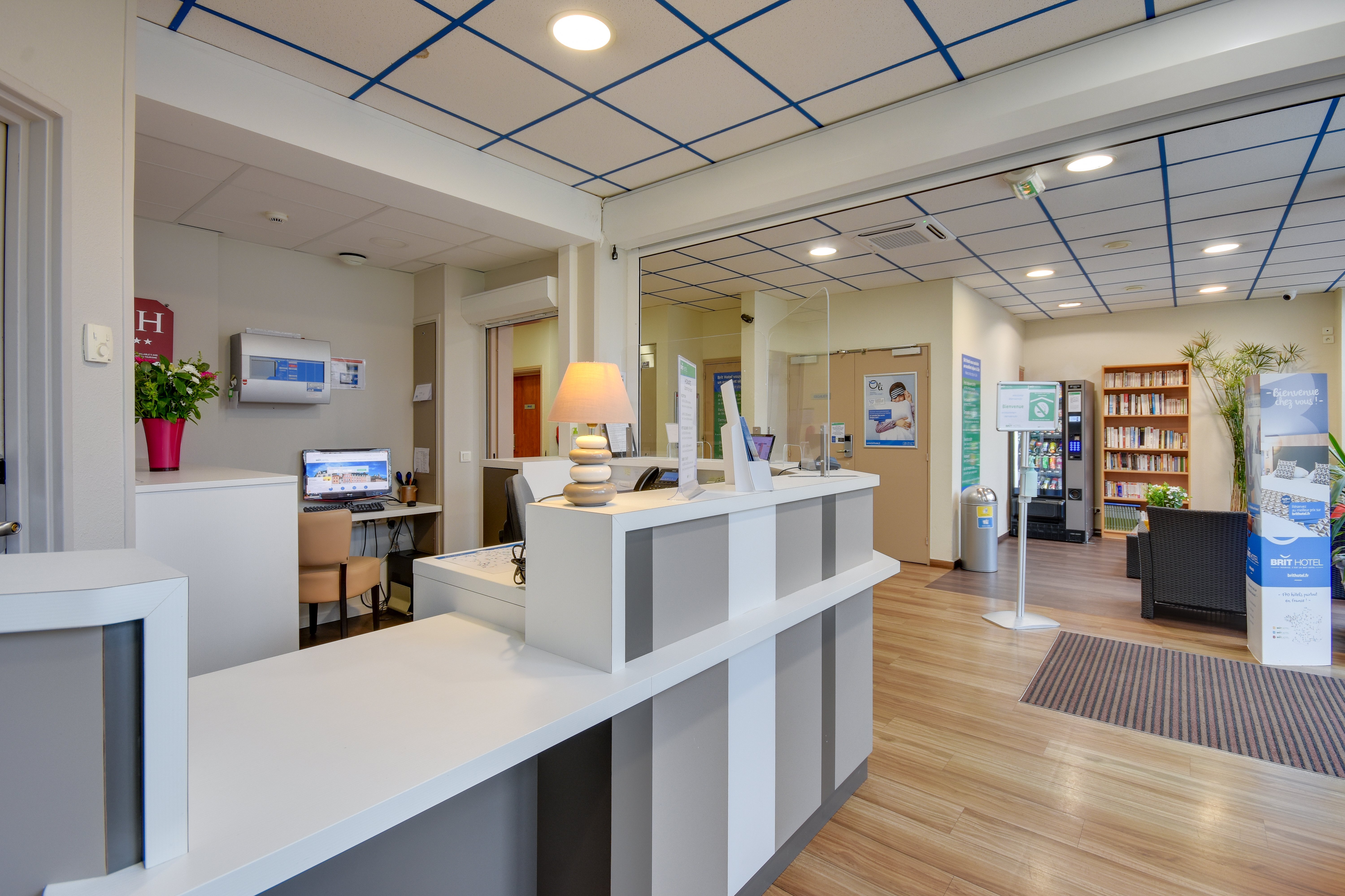 BEST HOTEL LILLE CENTRE 4/37