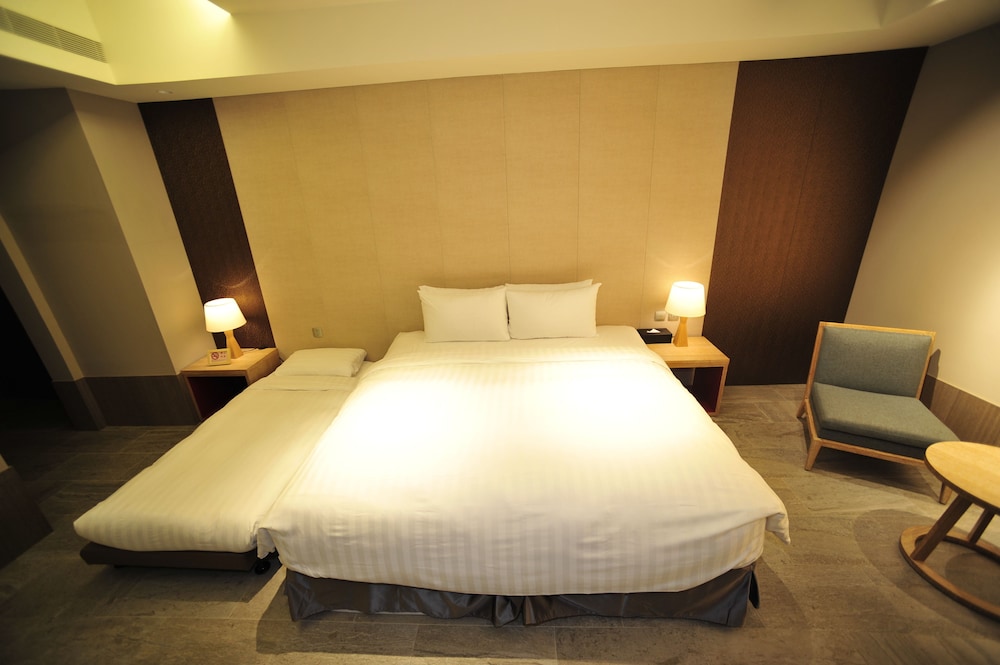 THE SUITES TAITUNG 12/33