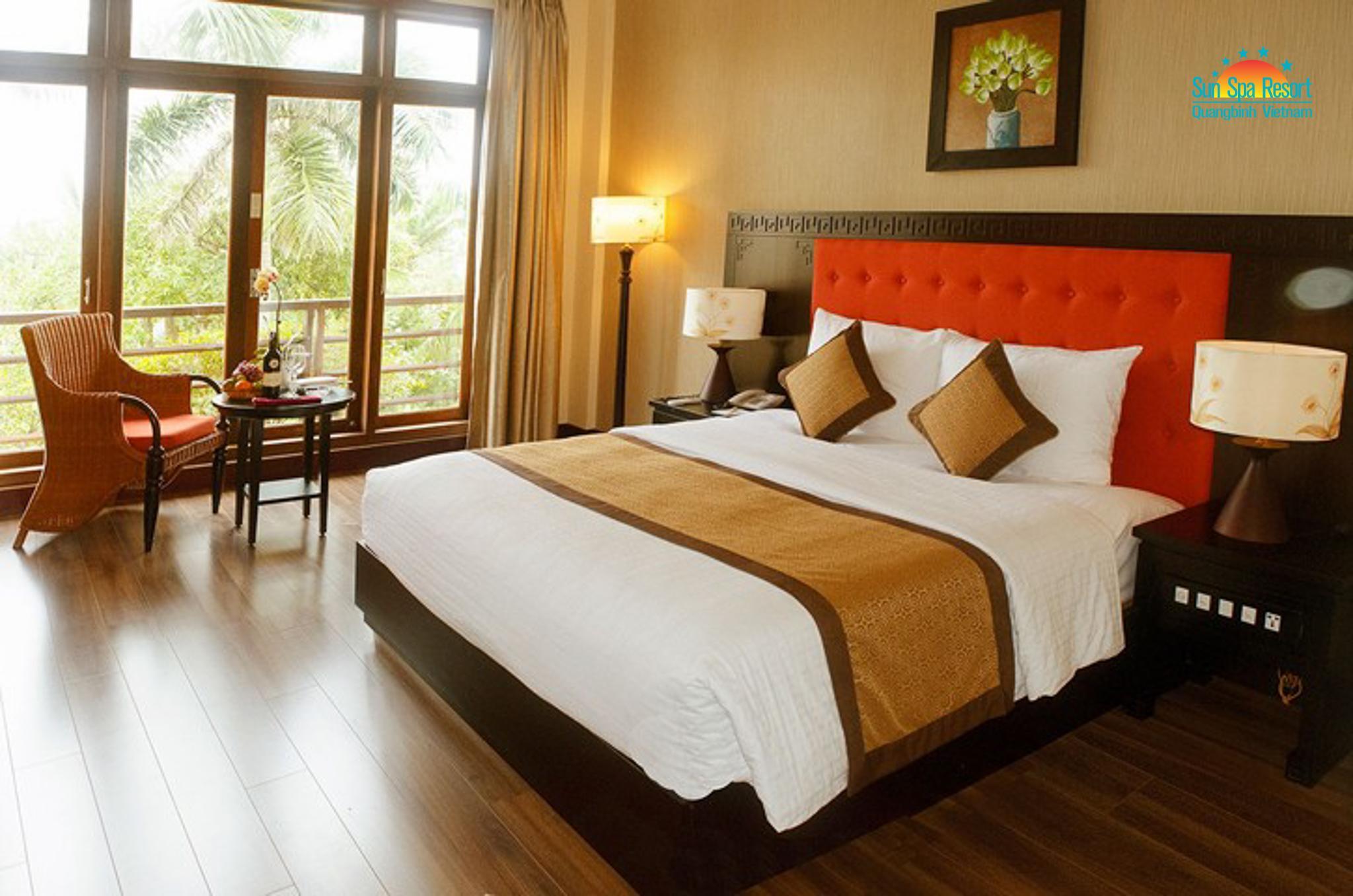 Deluxe, King Bed, Ocean Building