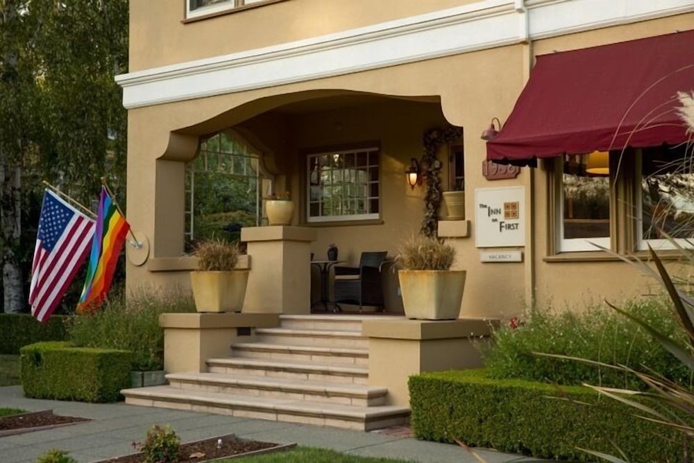The Inn On First 2/50