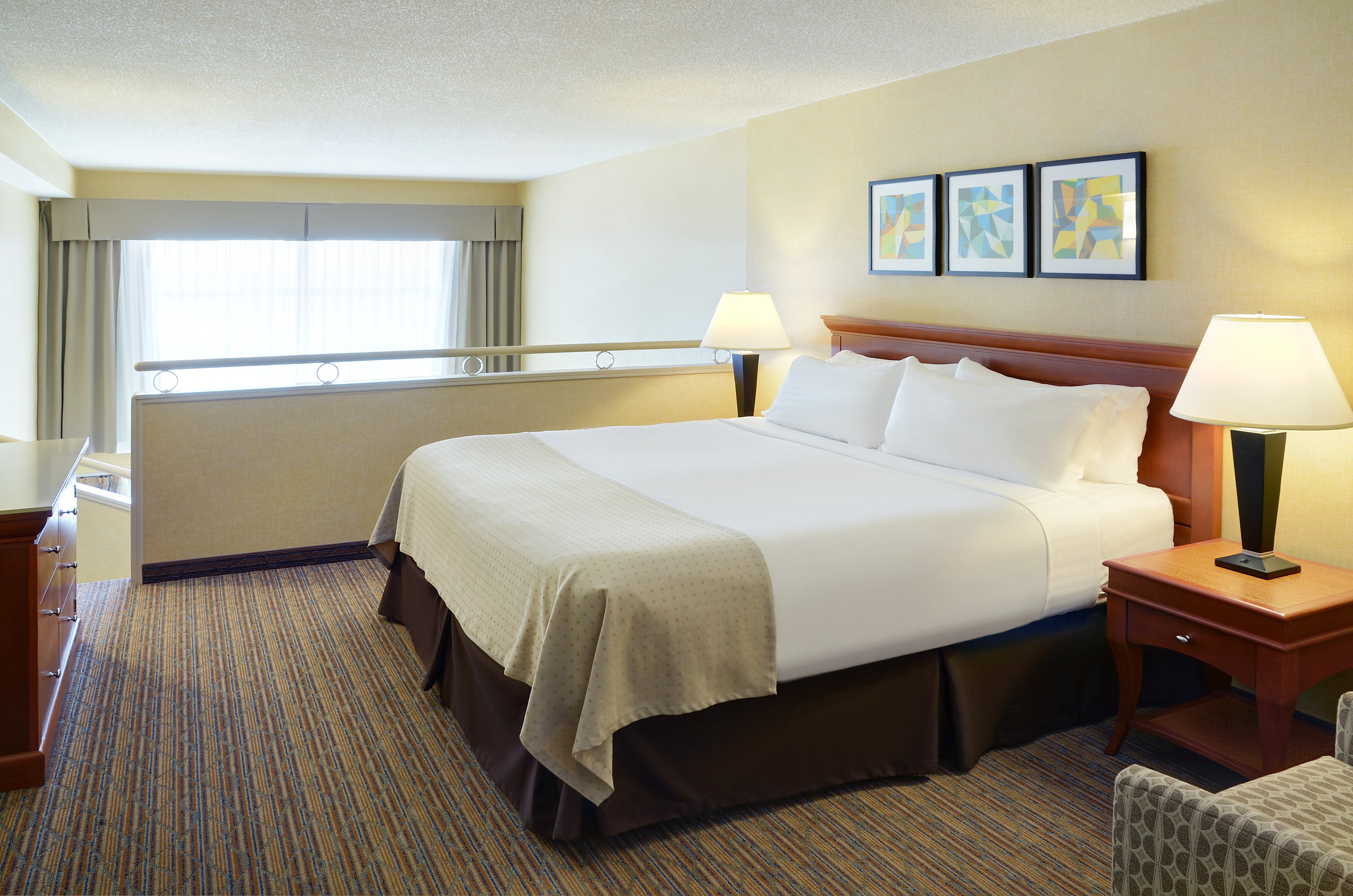 Holiday Inn Hotel And Suites London 21/50