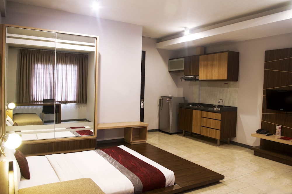 Valore Hotel 11/62