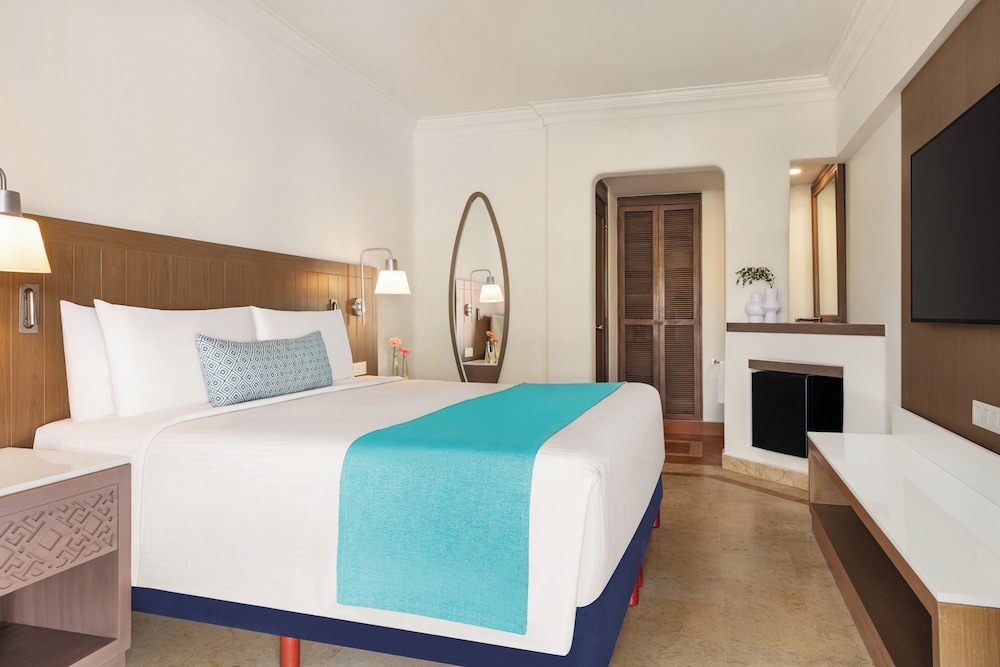 Wyndham Alltra Playa Del Carmen, Adults Only All Inclusive Resort 16/50