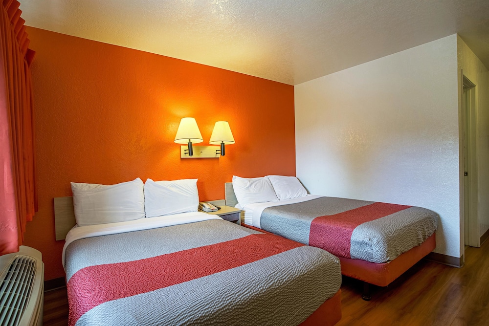 Motel6 Prescott, AZ 35/58