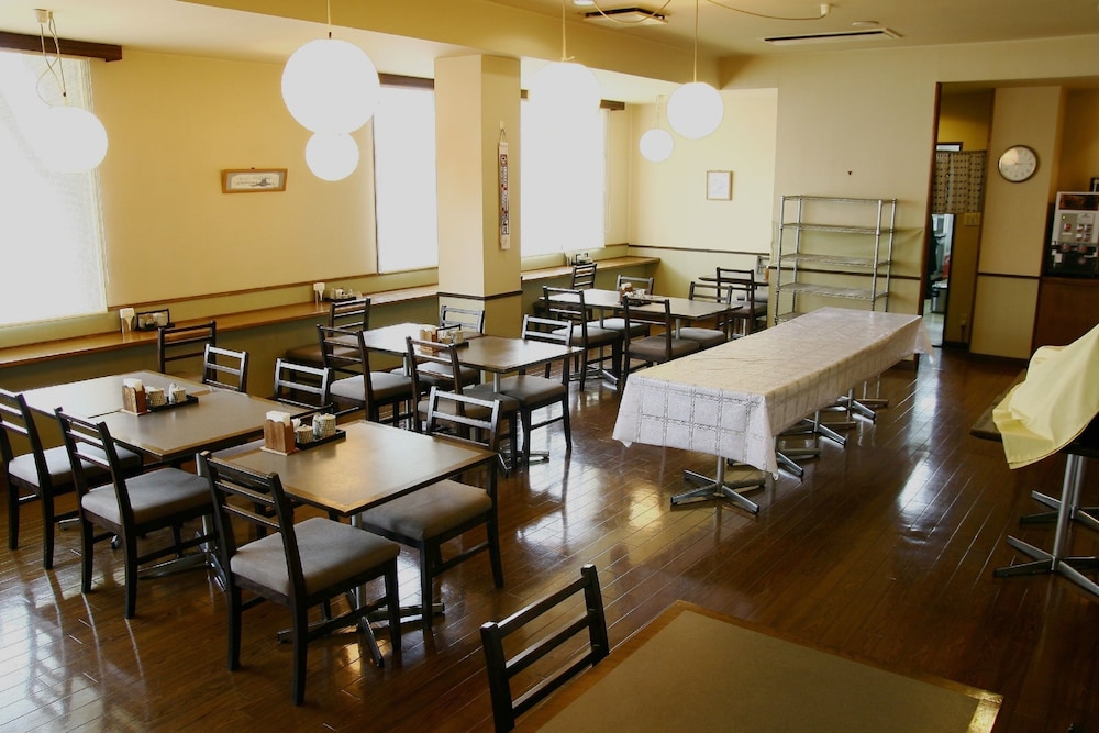 Hotel Route-Inn Court Kofu Isawa 31/35