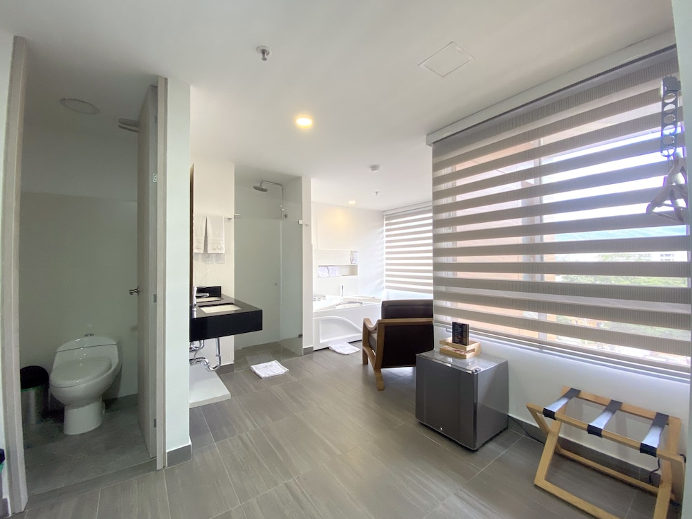 Seven Inn Hotel By Colombiaclick 34/50