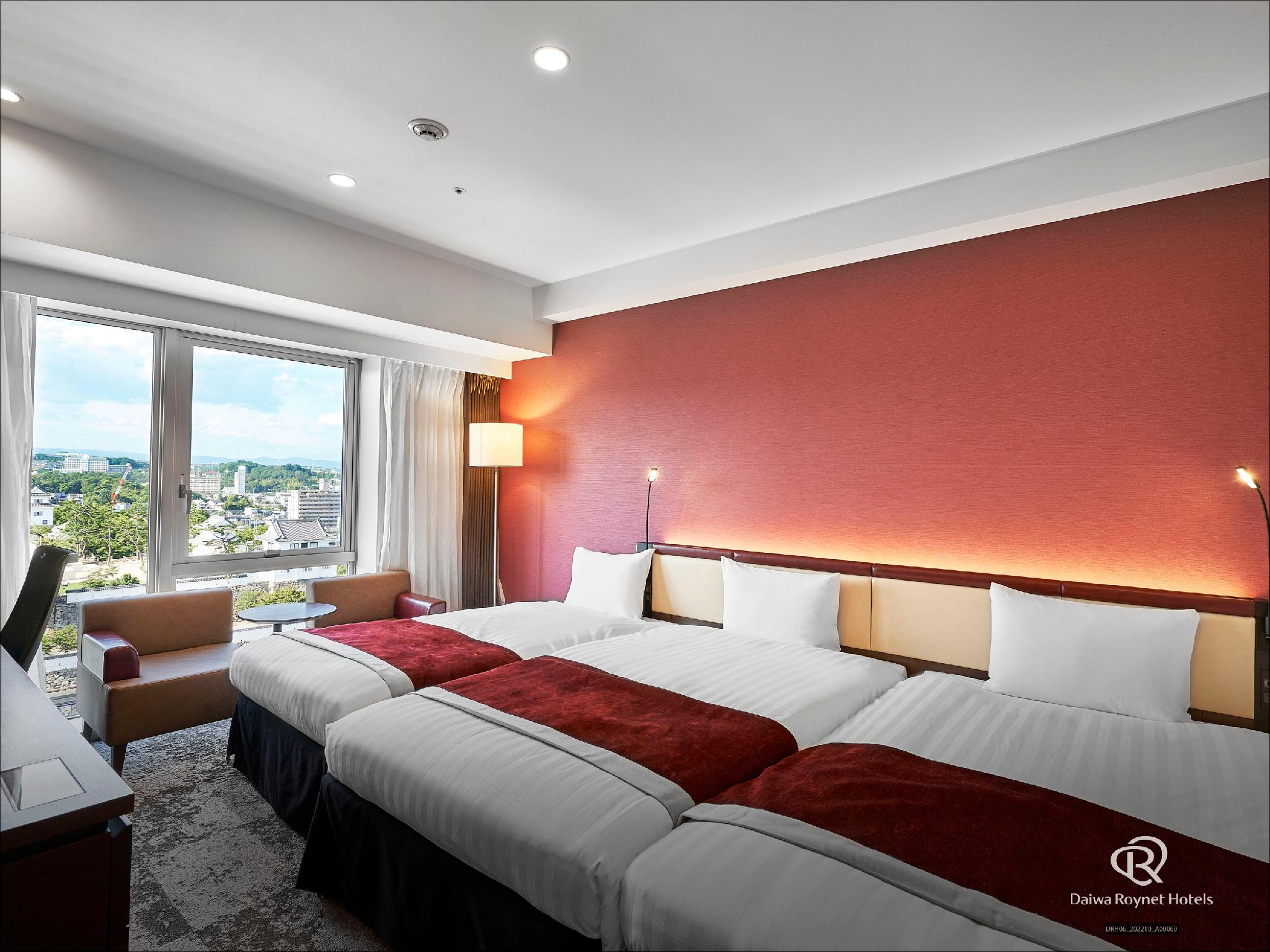Superior, Twin Beds, 3 Beds, with Extra Bed, Castle View