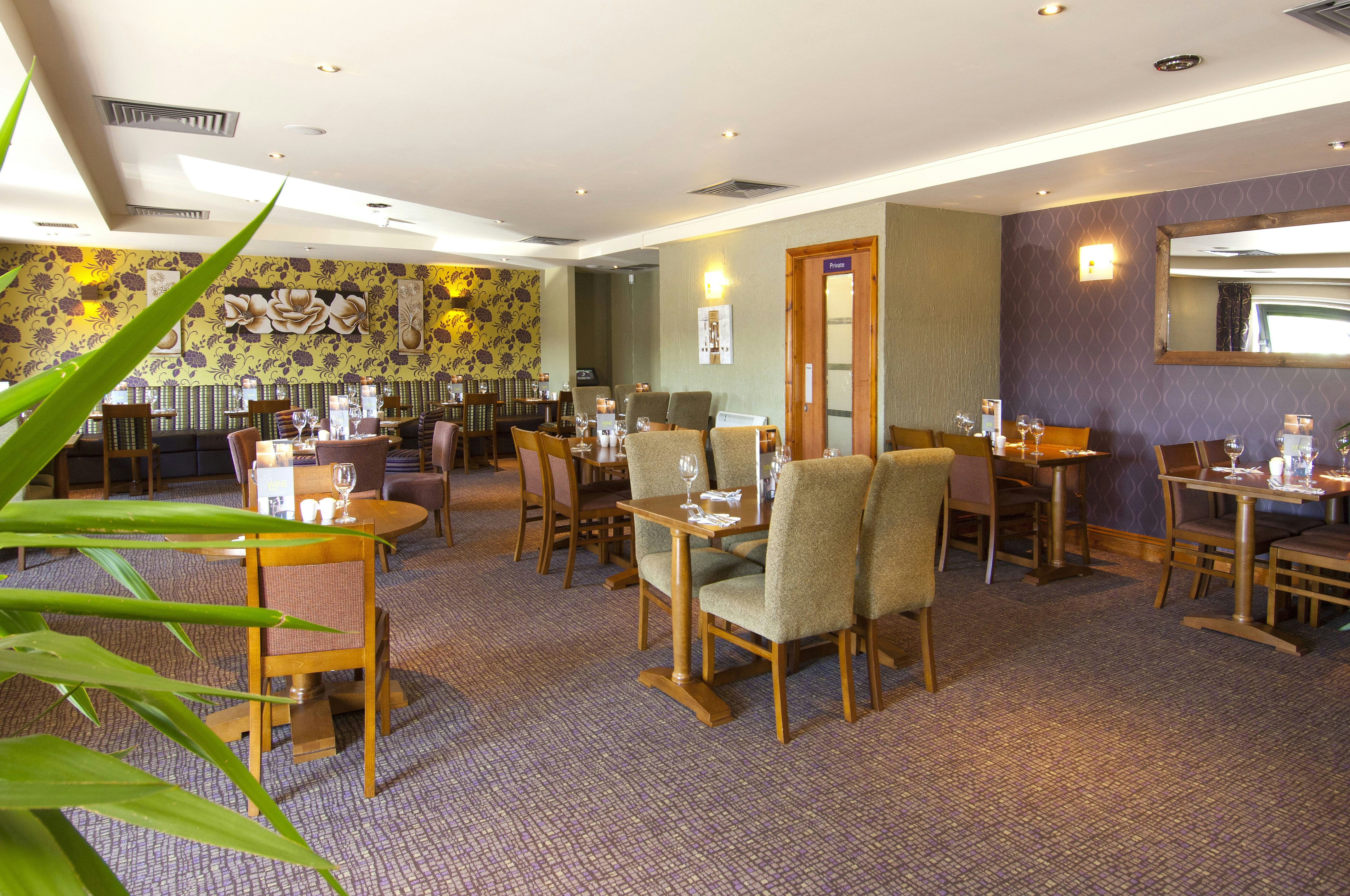 Premier Inn Plymouth (Sutton Harbour) 42/56
