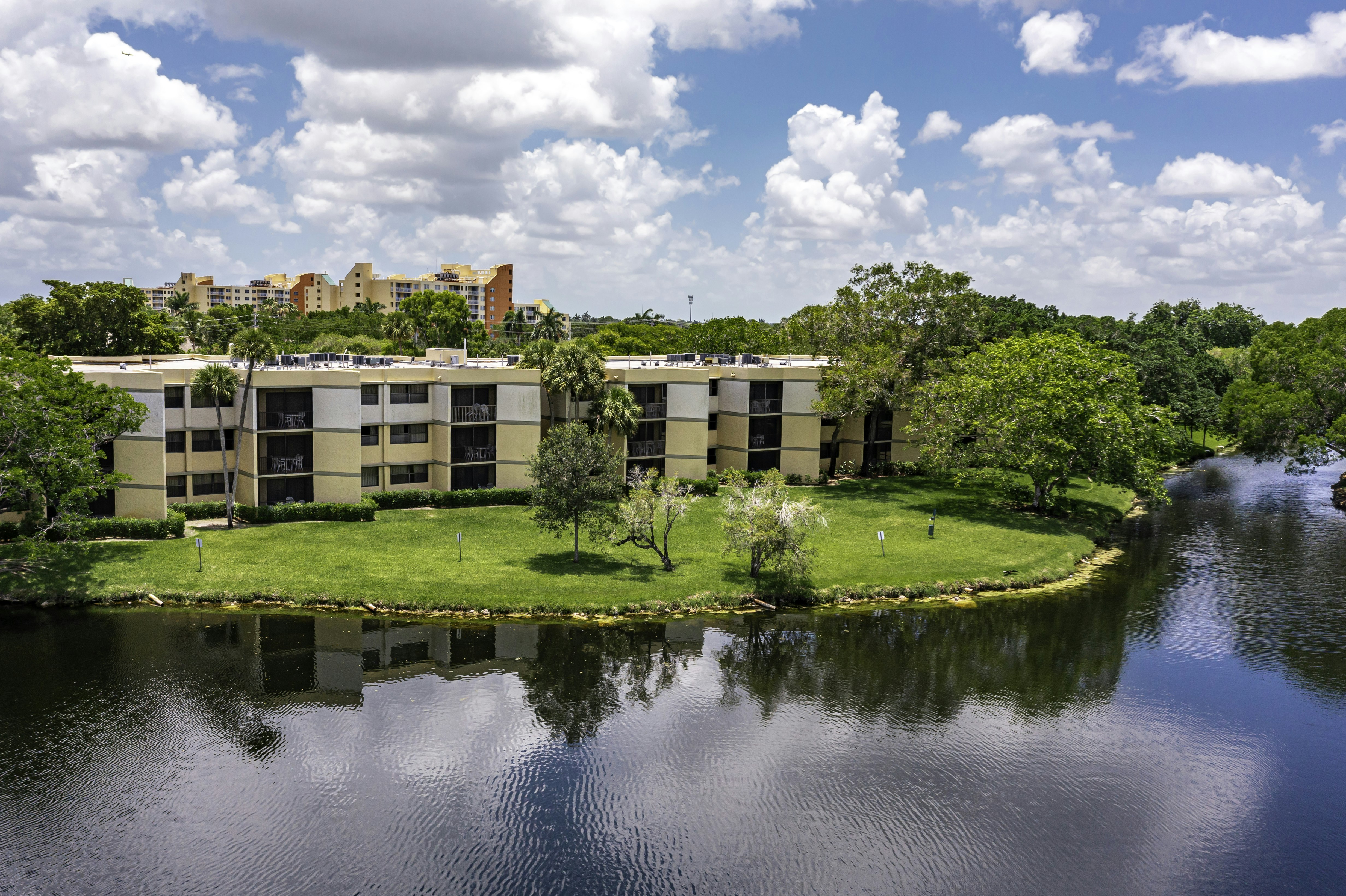 Vacation Village At Bonaventure 71/82