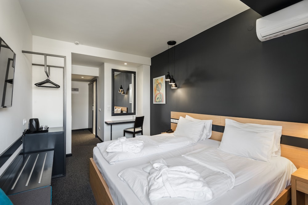 Park Hotel 32/67