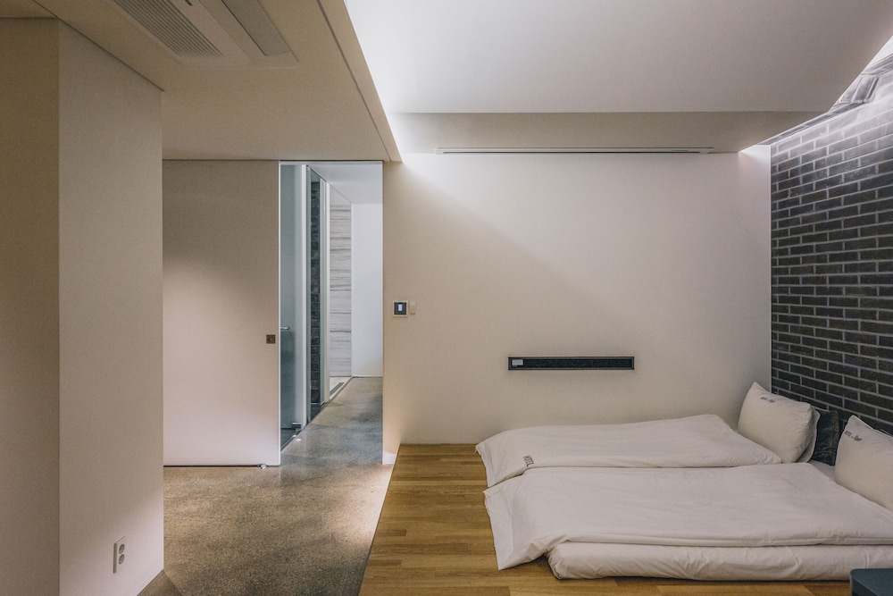 Hotel The Spot 16/50
