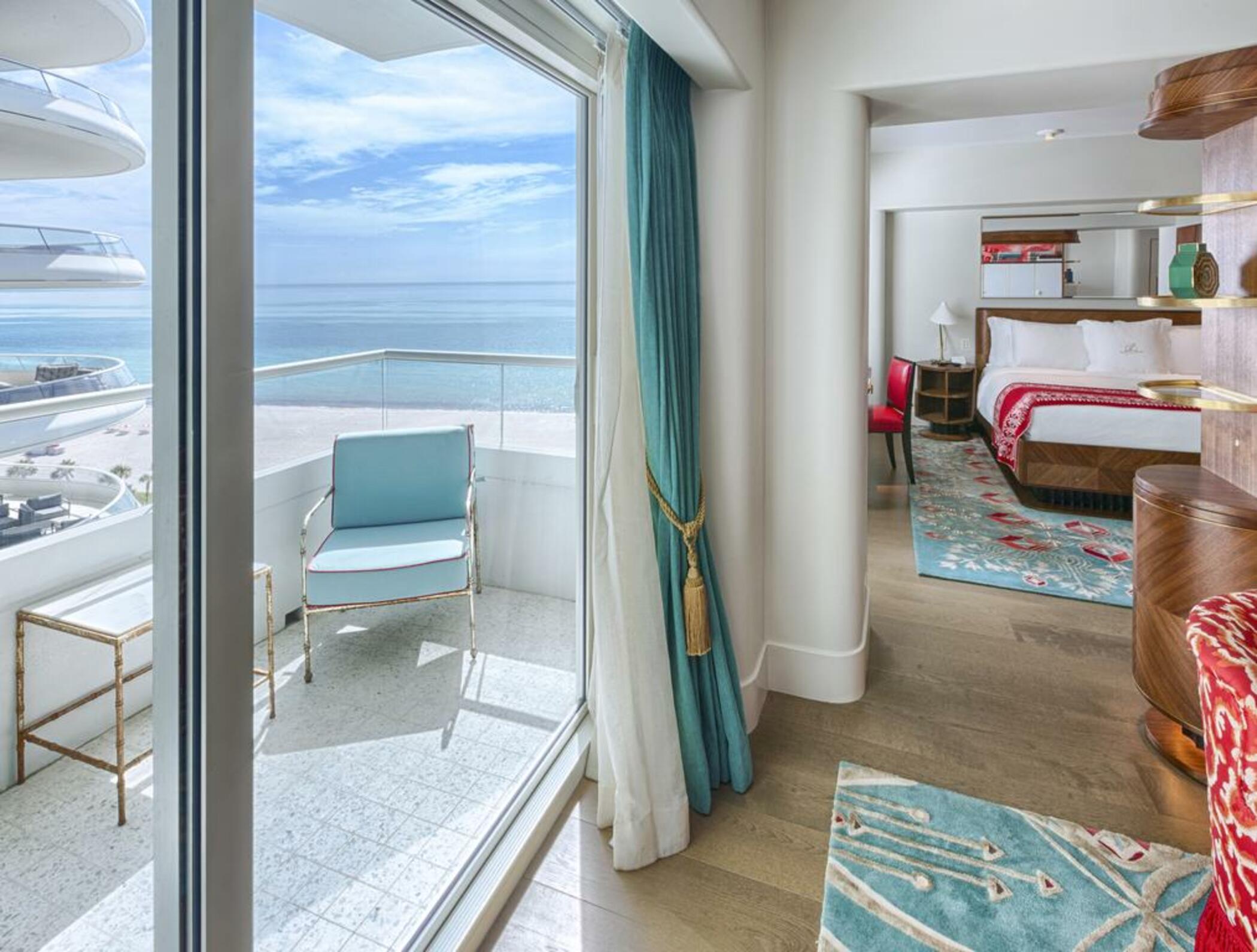 Premier, Double Bed, Ocean Front