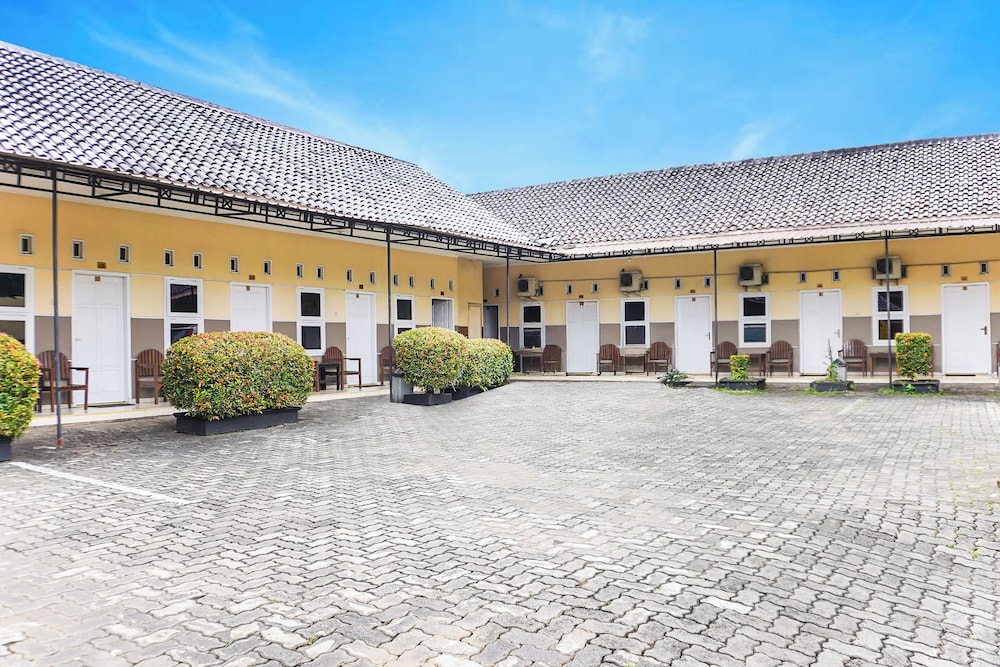 Hotel O Pekalongan Near Pasar Batik Setono Formerly Hotel Puspa Indah 27/32