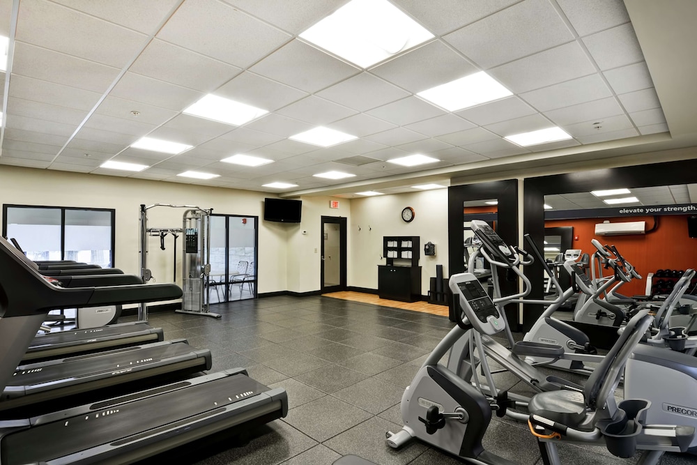 Hampton Inn and Suites New Hartford 35/64