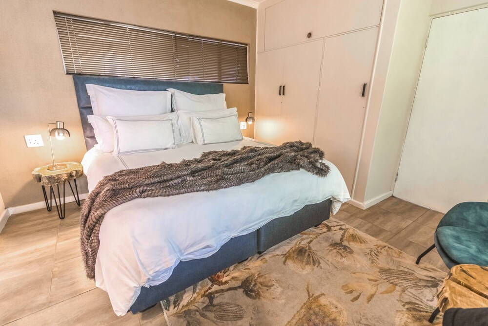 1 BEDROOM, COMFORT, DOUBLE BED, PATIO, COURTYARD AREA