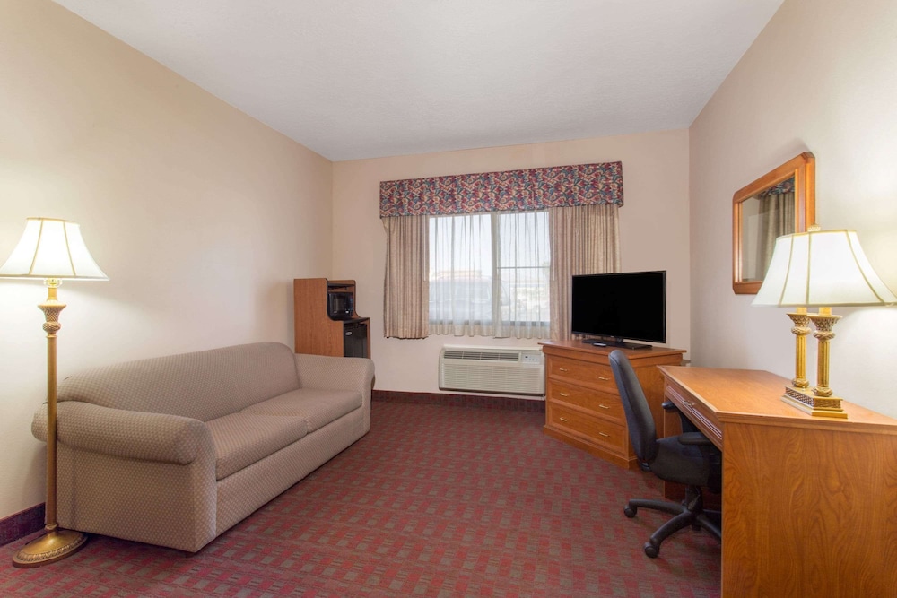 Ramada By Wyndham St George 21/37